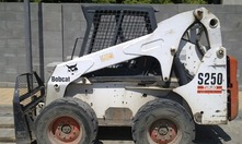 BOBCAT - S250 - šmykom riadený veľký nakladač - Nakladač šmykom riadený ( UNC )