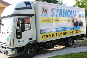 IVECO 75 E 18 - skriňové vozidlo - nosnosť 2,4t