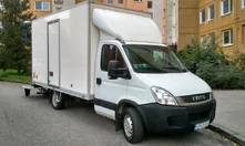 IVECO DAILY - skriňové s hydraulickou plošinou - n.v. do 3,5 t IVECO DAILY - skriňové s hydraulickou plošinou - n.v. do 3,5 t