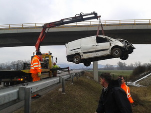 IVECO EUROCARGO - EUROCARGO - Vyprosťovací - odťahový špeciál s HR a odťahovými okuliarmi